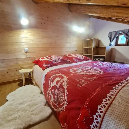 Au Petit Bonheur A Val-Cenis Apartment Sollières-Sardières Bagian luar foto